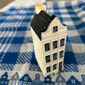 KLM Bols Delft Blue House #58 bols intact